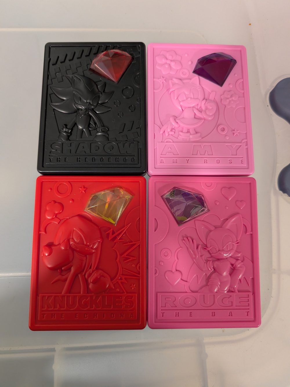35th-anniversary Sonic the Hedgehog trading card cases and cards
